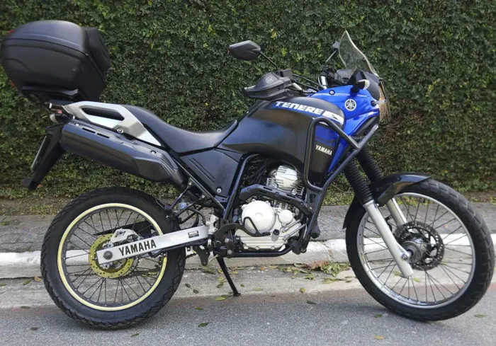 Linda XTZ Tenere 250cc (Baixa quilometragem)