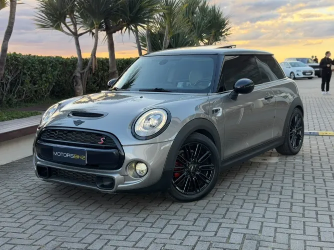 Mini Cooper S 2.0 Turbo 16V 5P Aut. 2018