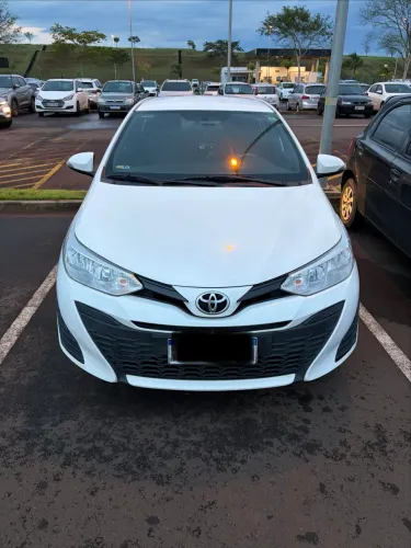Toyota Yaris Live 1.3 Flex 16V 5P AUT 2022