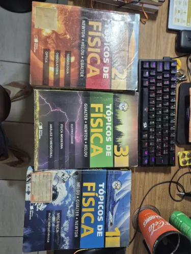 Coleção Tópicos de Física - 3 Volumes