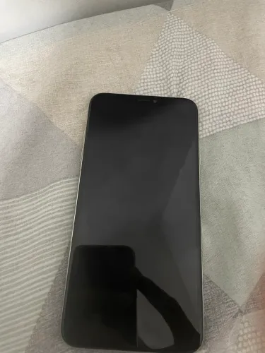 IPHONE XS MAX COM DEFEITO NA TELA