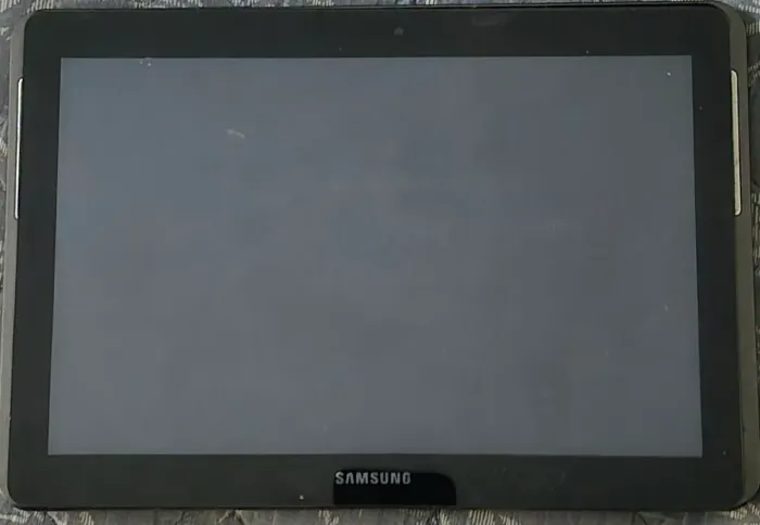 Tablet Samsung Galaxy Tab 2Tablet Samsung Tab 2 10.1 P5100 p/ Retirada de Peças 