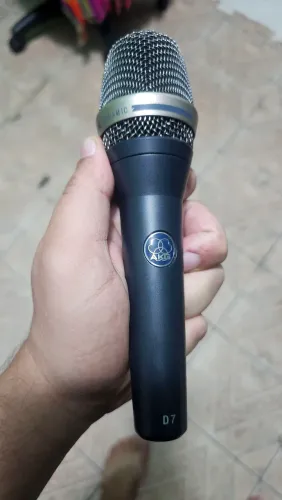 Microfone akg d7