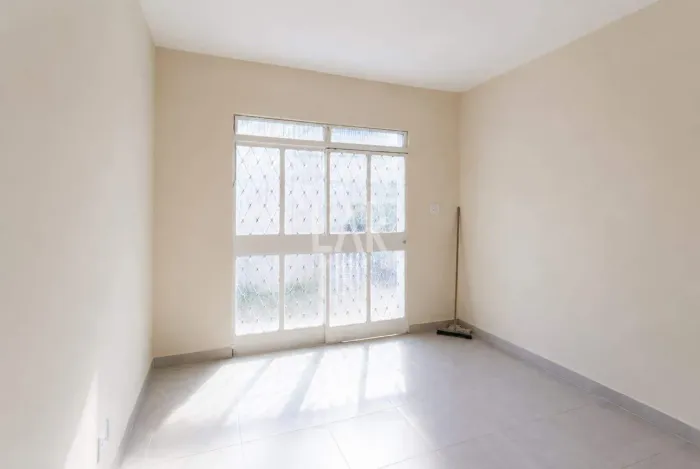 Casa para aluguel, 3 quartos, 1 suíte, 3 vagas, Santa Tereza - Belo Horizonte/MG