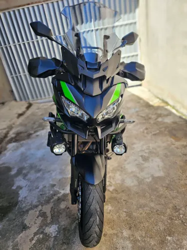 Kawasaki Versys 650 Tourer - 13.000km - Único Dono