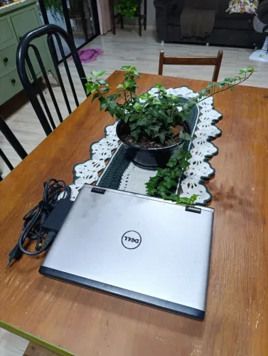 Notebook Dell Vostro i5 8 RAM HD 500GB