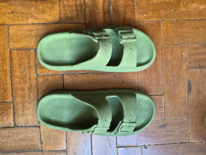 SANDÁLIA CHINELO NUVEM TAMANHO 43/44