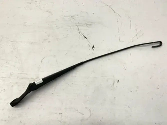 Braço Limpador Direito Para Brisa Passat B5 1997 2000 Direito