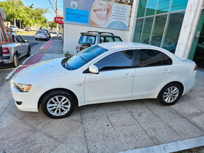 Mitsubishi Lancer HL 2.0 16V 160cv Aut. 2017