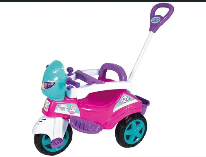 Triciclo infantil