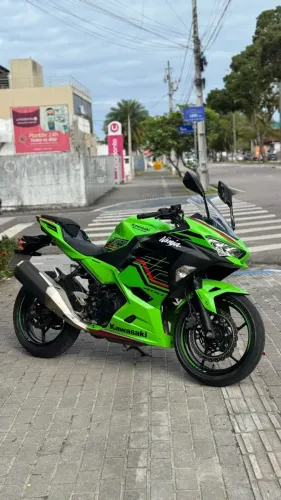 KAWASAKI NINJA 400 | VERDE