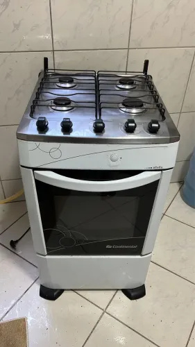 VENDO FOGÃO 4 BOCAS.