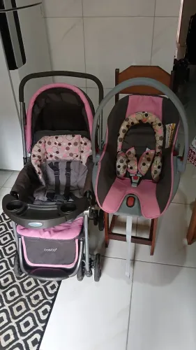 Carrinho e bebê conforto 