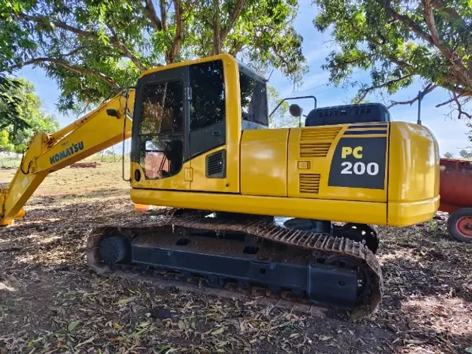 Escavadeira hidráulica Pc 200 komatsu série 8 Ano 2012/2013<br>KOMATSU PC 200<br>KOMATSU PC 20