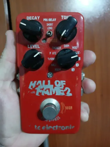 Pedal reverber TC eletronic top