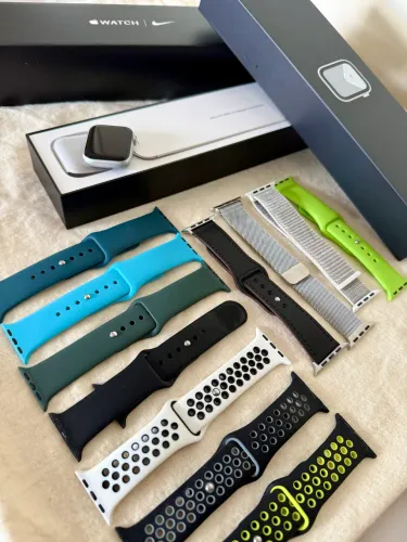 Apple Watch Séries 5 40mm Titanium