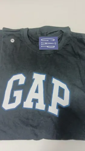 camiseta Gap preta m wpp:43. *