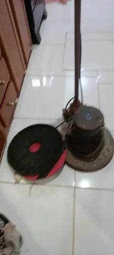Enceradeira industrial 
