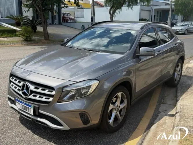 Mercedes-Benz GLA 200 Adv. 1.6/1.6 TB 16V Flex Aut. 2019