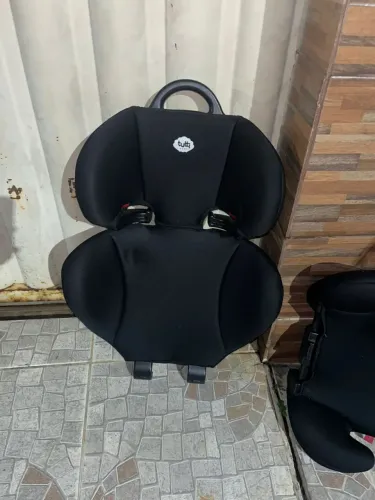 Cadeirinha de segurança para carro 15kg a 36kg nova