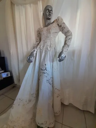 VENDO VARIAS VESTIDOS DE NOIVA EXCELENTE ESTADO