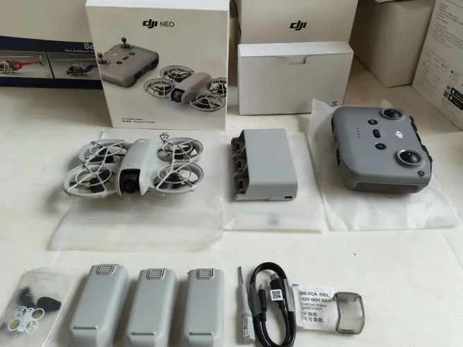 Drone dji neo 1 combo