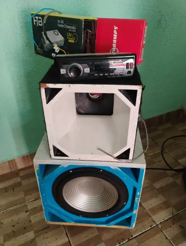Som automotivo completo