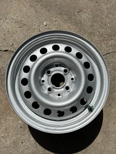 Rodas recém pintadas
