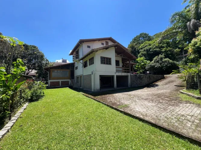 EXCELENTE OPORTUNIDADE EM SANTO ANTONIO DE LISBOA!