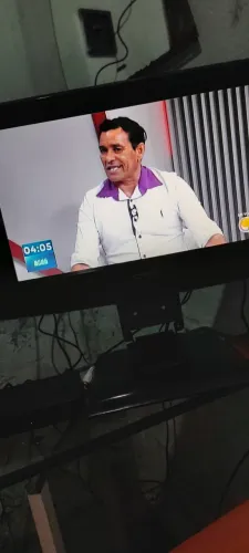 Tv pequena 14 polegadas