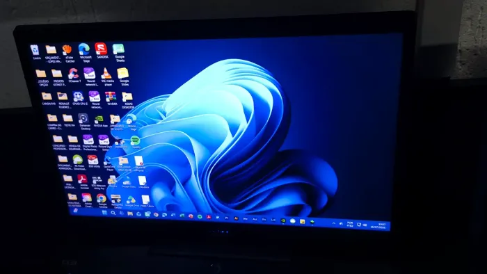 Notebook Dell G3 3590 15.6", 32 GB RAM, SSD 128 GB, 1 TB HD, NVIDIA GTX1650, Win 11
