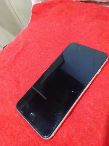 iPhone 8 Plus 