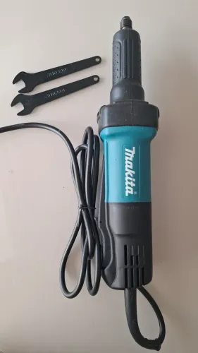 Retifica Makita - Gd0600 Frequência 60 Hz Potência 400 W