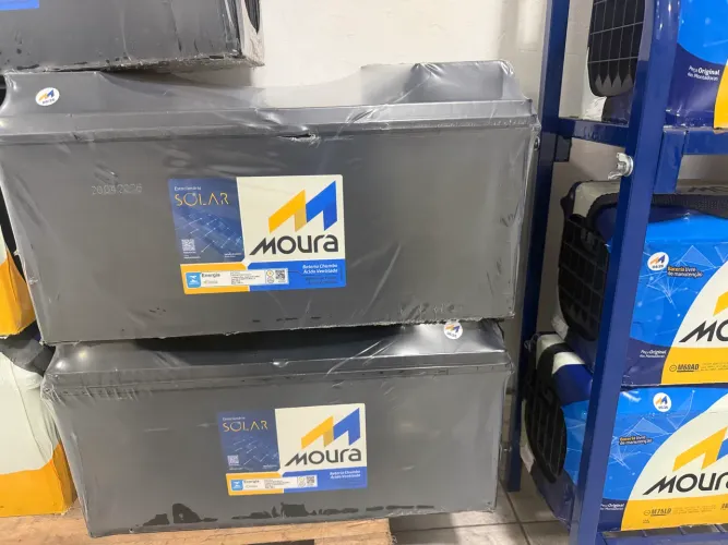 Bateria Moura 111amp 150amp 220amp solar estacionária 24 mês garantia