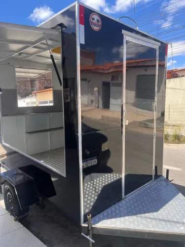 Trailer Seminovo