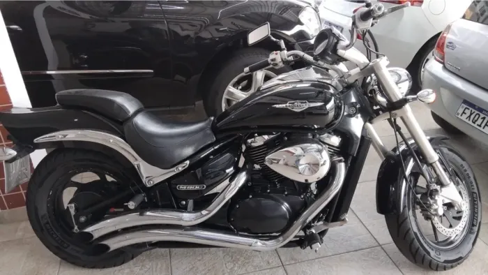 Suzuki boulevard M800