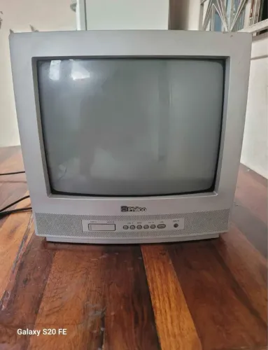 VENDO TV TUBO PHILCO