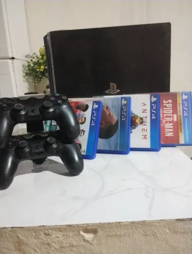 PS4 1000$