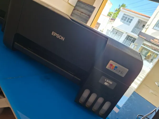 Epson L3250