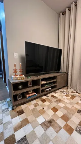 Rack TV sala Madeira muito resistente Etna 1,90x0,40