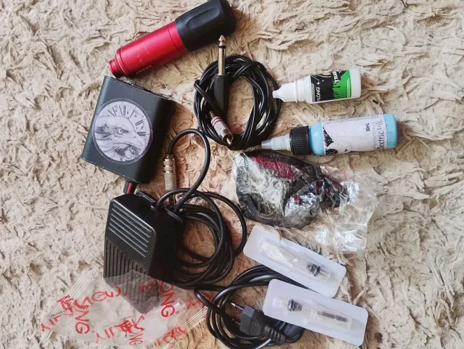 Kit tattoo 