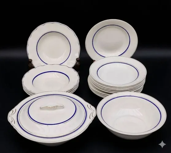 PORCELANA GRINDLEY ENGLAND / CREAMPETAL<br><br><br><br>Lote 232<br>GRINDLEY ENGLAND / CREAMPETAL
