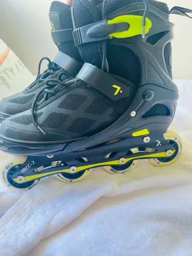 Patins Inline Ajustável 37 ao 40 ABEC-7 - Muito Conservado usado 5 vezes