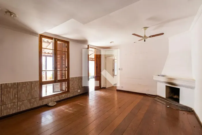 Casa à Venda - Vila Mariana, 3 Quartos, 300 m2