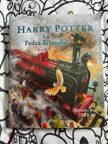 Harry Potter e a Pedra Filosofal ed.Ilustrado