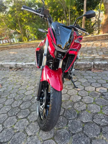SERRÊ E LÉO MOTOS FZ 25 2025 BAIXO KM