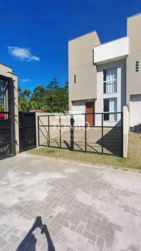 Casa com 2 quartos, Centro - Ilhota