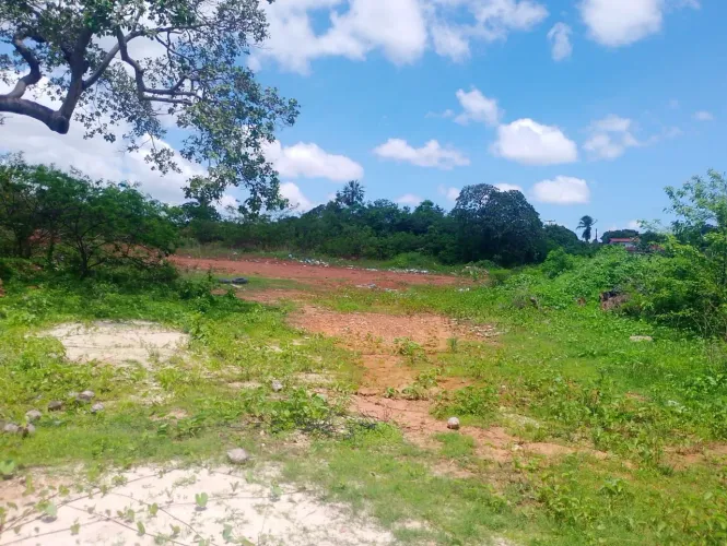 Terreno tamanho 1700m2