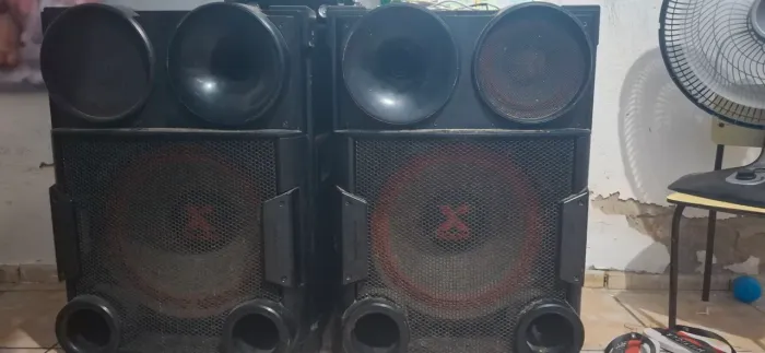 Caixas de som LG 