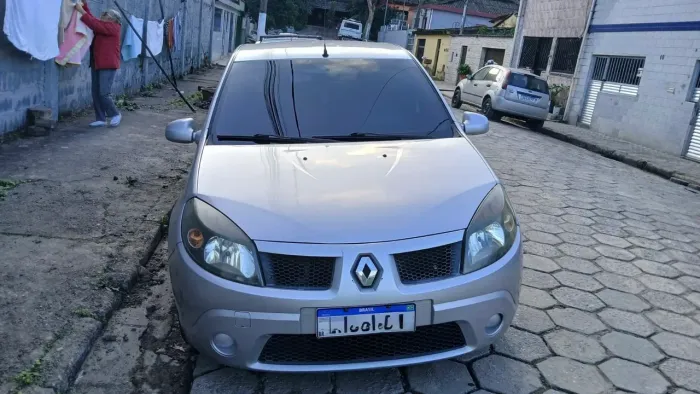 Renault Sandero Authentique Hi-flex 1.0 16V 5P 2011
